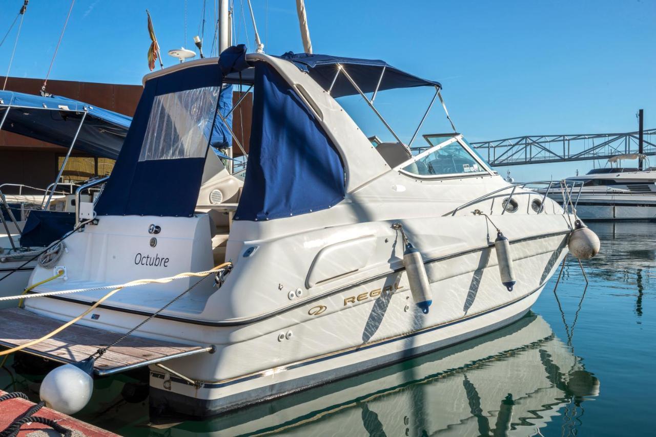 Boat Hotel Barcelona Sant Adrià de Besòs Exteriör bild