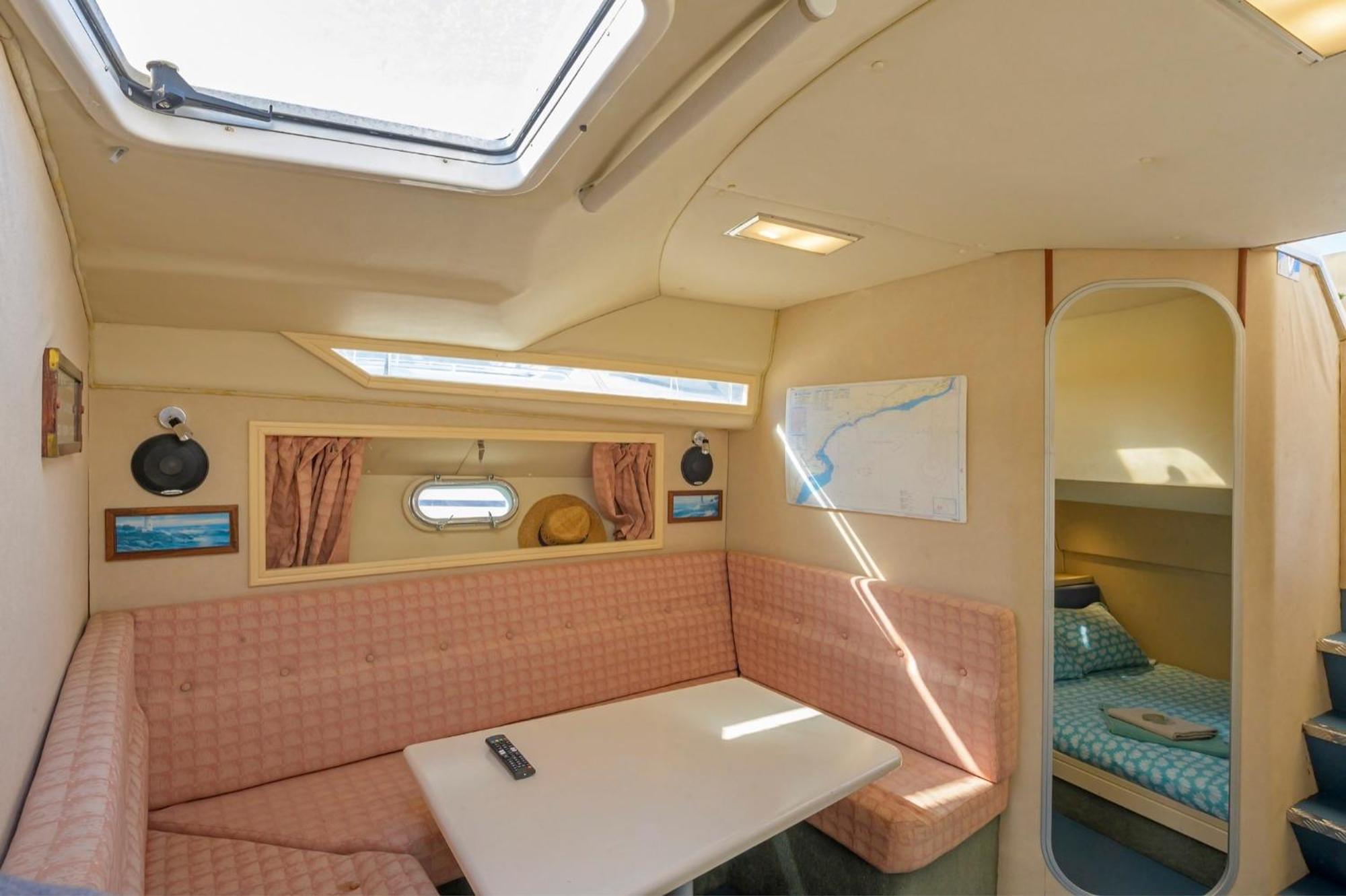 Boat Hotel Barcelona Sant Adrià de Besòs Rum bild